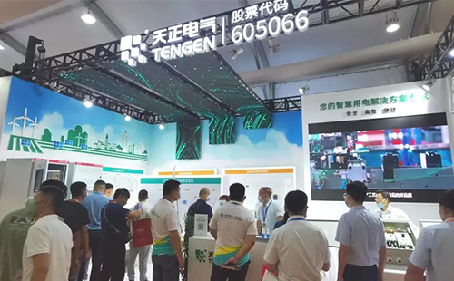 展会直击 | 爱游戏·ayx-官网登录入口亮相济南光伏展，助力行业绿色低碳发展